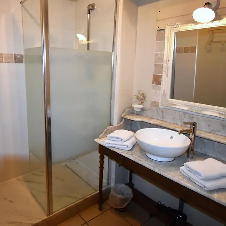 Bed & Breakfast La Cle Des Bois