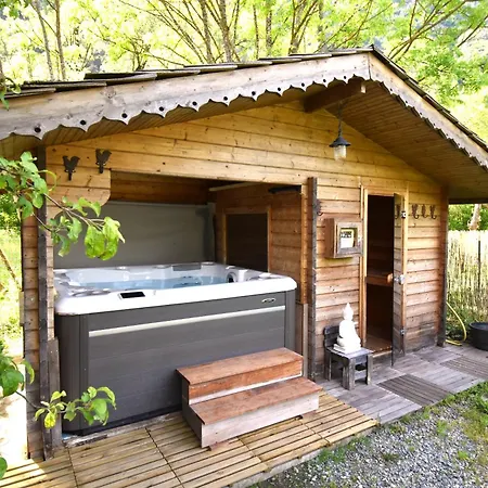 La Cle Des Bois Le Bourg-dʼOisans