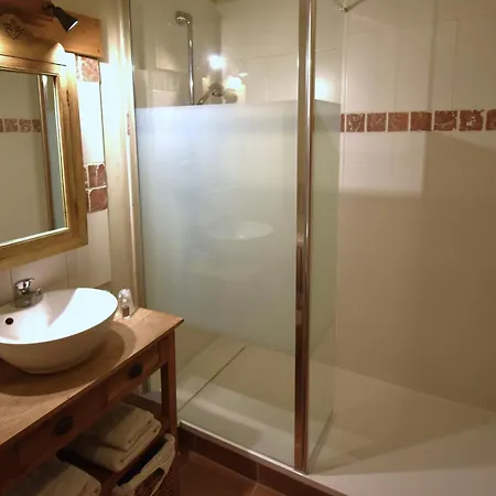 La Cle Des Bois 3* Le Bourg-dʼOisans