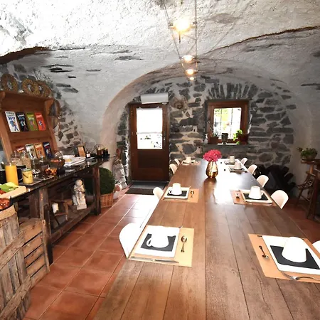 Bed & Breakfast La Cle Des Bois 3*