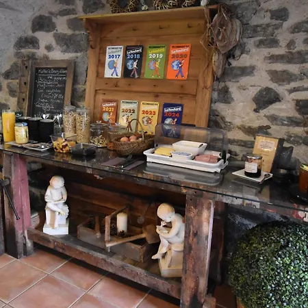 Couette-café La Clé Des Bois 3*