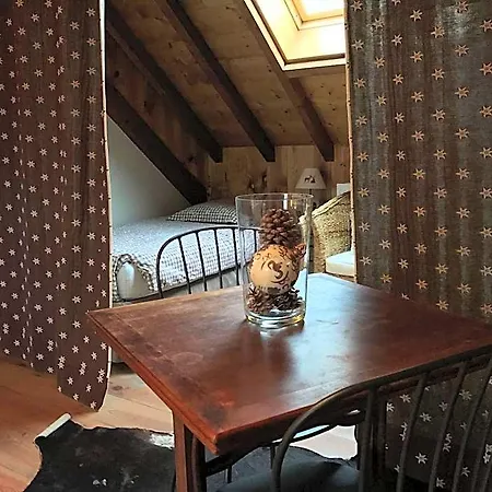 Bed & Breakfast La Cle Des Bois 3*