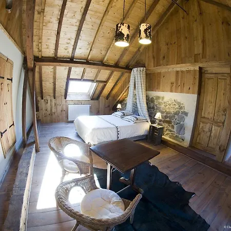 Bed and breakfast La Clé Des Bois 3*