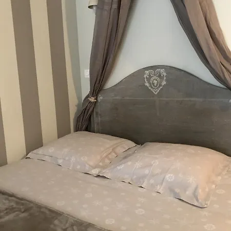 Couette-café La Clé Des Bois 3*
