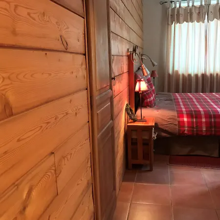 Couette-café La Clé Des Bois 3*