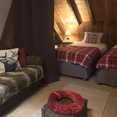 Couette-café La Clé Des Bois 3*